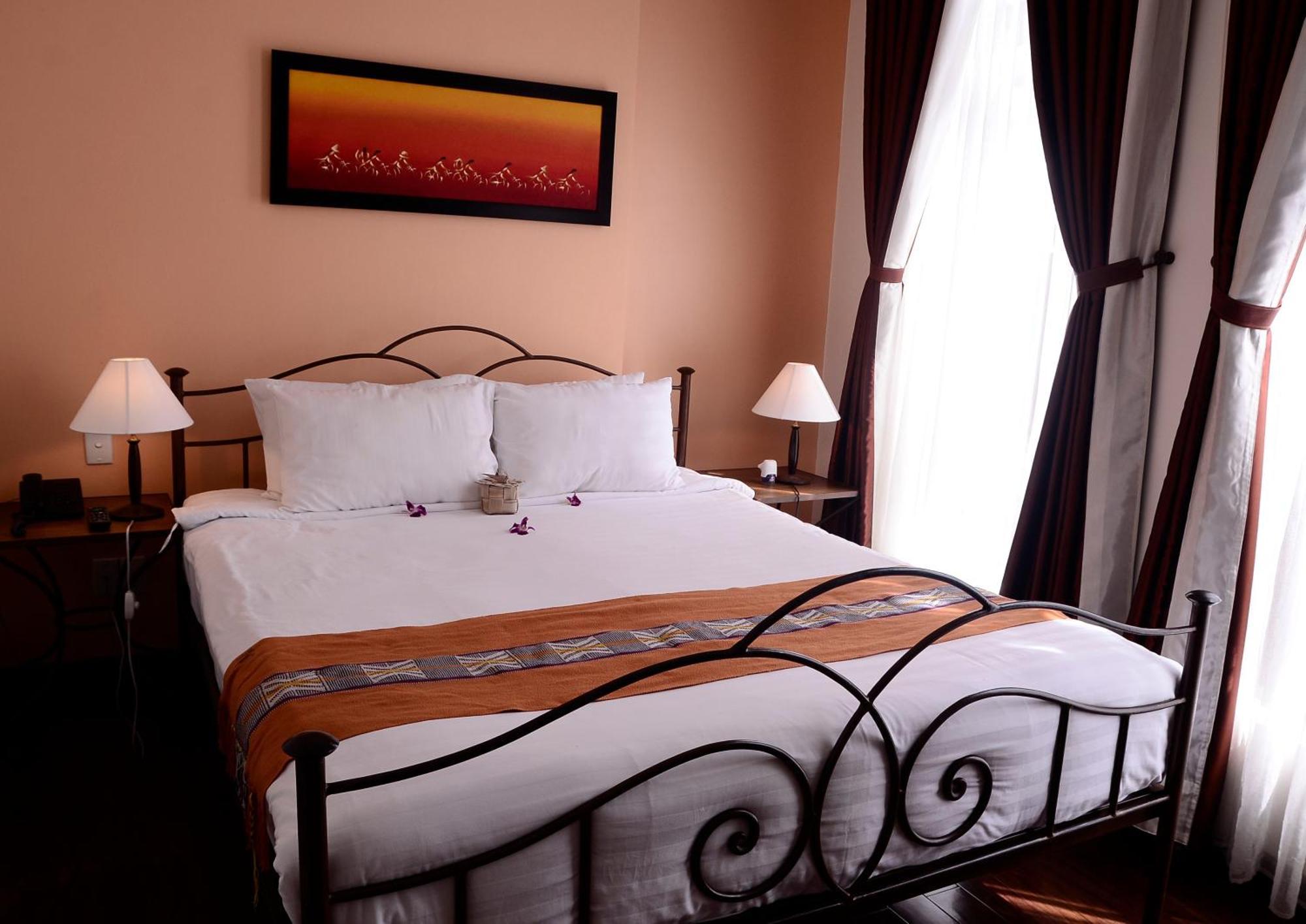 Nam Bo Boutique Hotel Can Tho Exterior photo