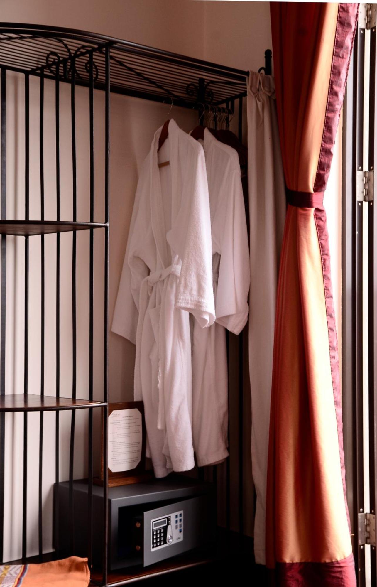 Nam Bo Boutique Hotel Can Tho Exterior photo